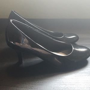 Life Stride 2.5in heel , size women 7